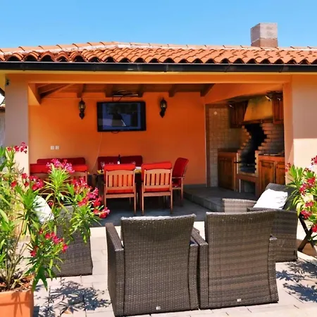 Сasa de vacaciones Steffani In Kapelica, Istrien Mit Pool