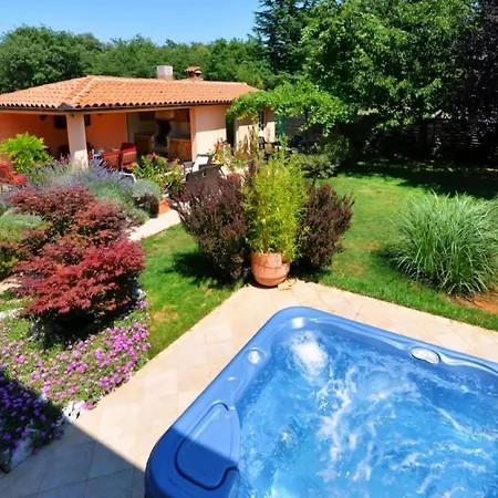 펜션 Steffani In Kapelica, Istrien Mit Pool